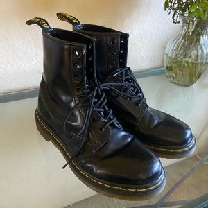 Dr. marten